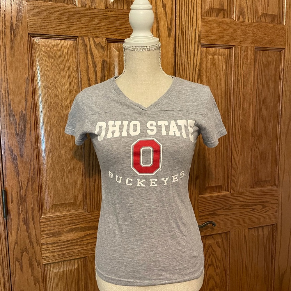 U-Trau Ohio State V-Neck Top